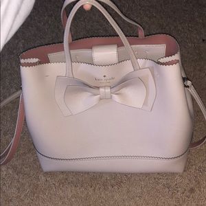 Super cute Kate Spade purse !!